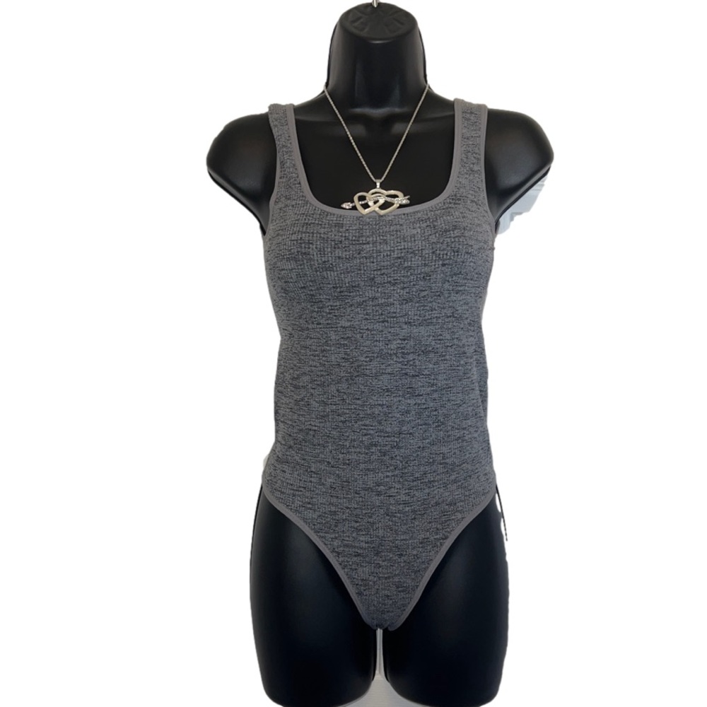 Colsie Women's Seamless Bodysuit Size M, Gray